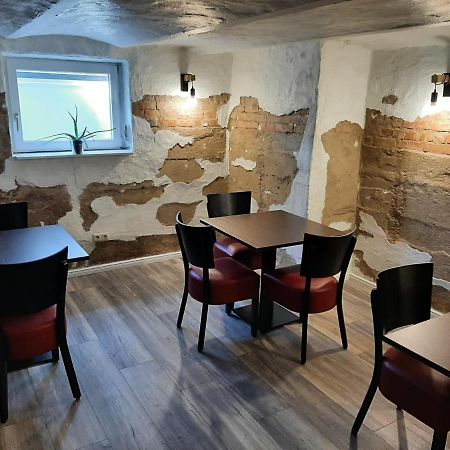 Hôtel Garni Am Fliederberg à Schwerin  Extérieur photo