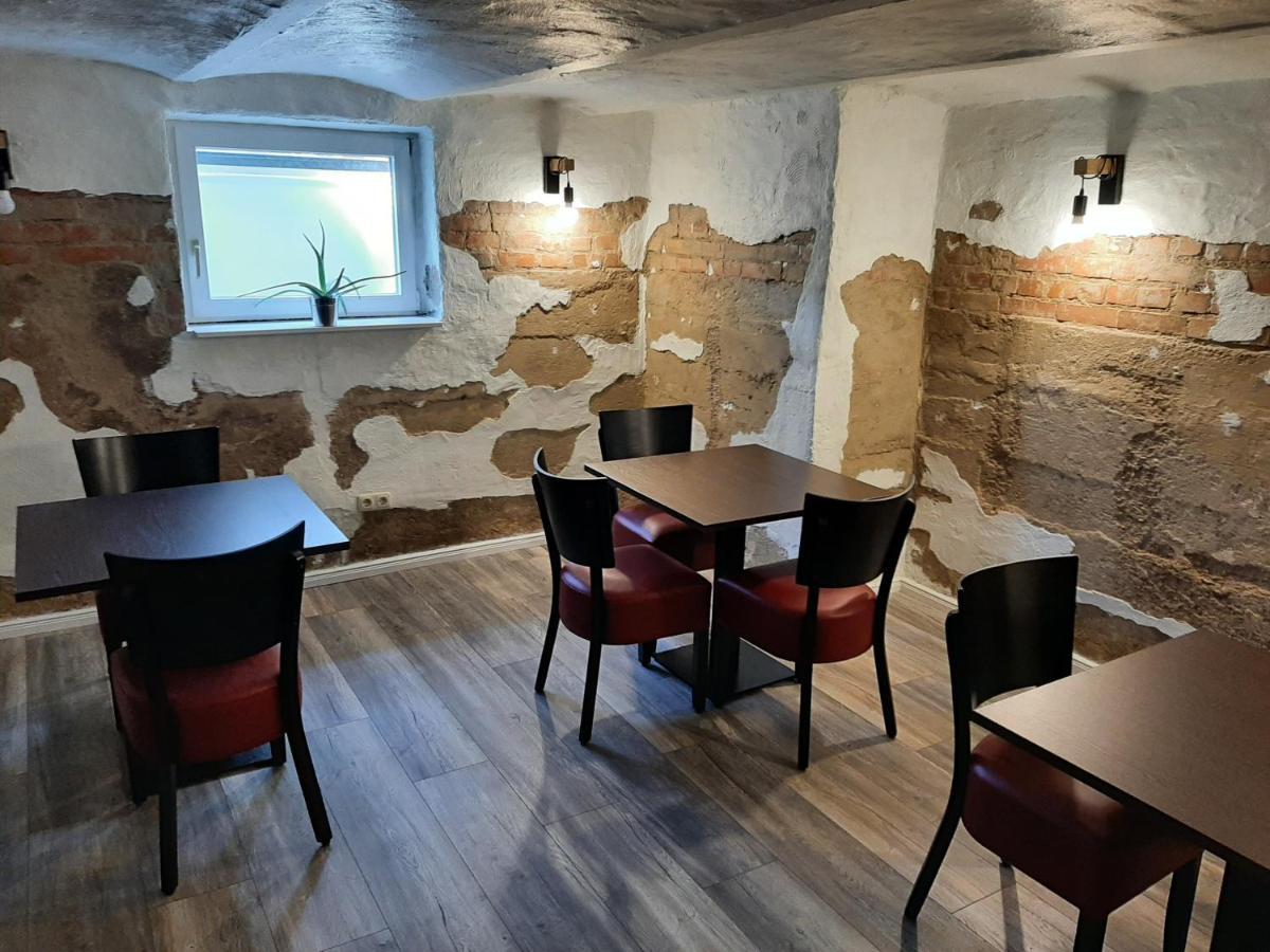 Hôtel Garni Am Fliederberg à Schwerin  Extérieur photo